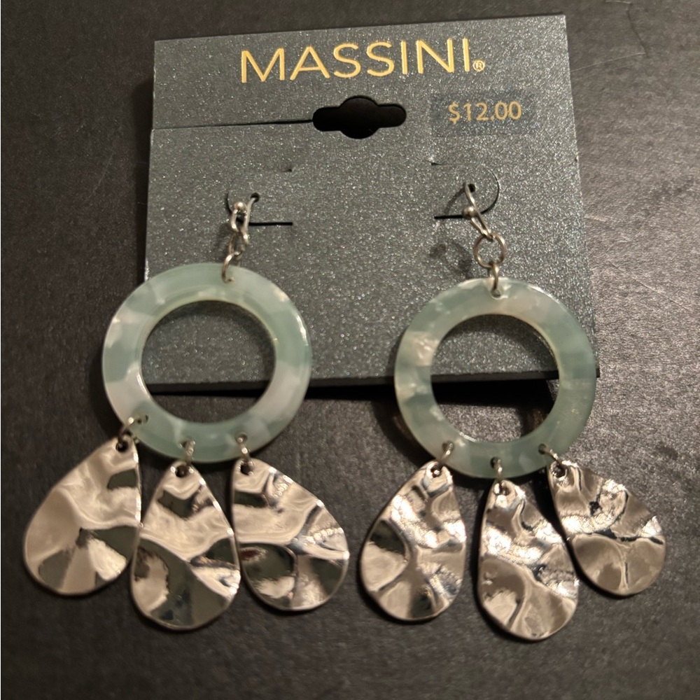 Massing earrings